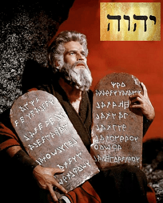 Moïse et les tablettes des Dix commandements